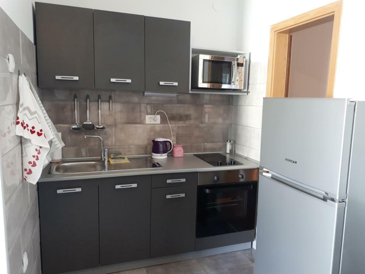 Apartmani Korina Starigrad Paklenica Extérieur photo