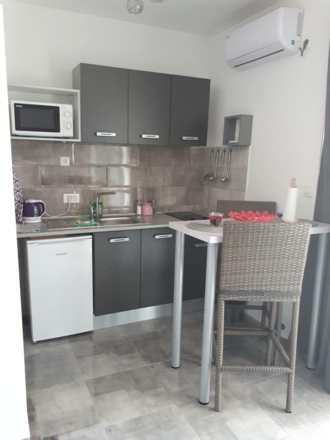 Apartmani Korina Starigrad Paklenica Extérieur photo