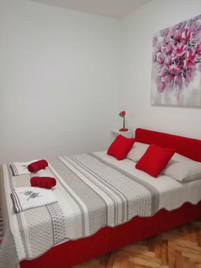 Apartmani Korina Starigrad Paklenica Extérieur photo